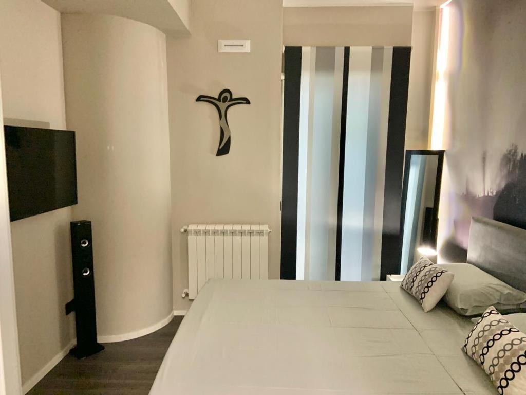 شقة Relais Casa Via Generale Del Buono 13 ميلاتسو المظهر الخارجي الصورة