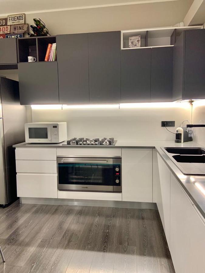 شقة Relais Casa Via Generale Del Buono 13 ميلاتسو المظهر الخارجي الصورة
